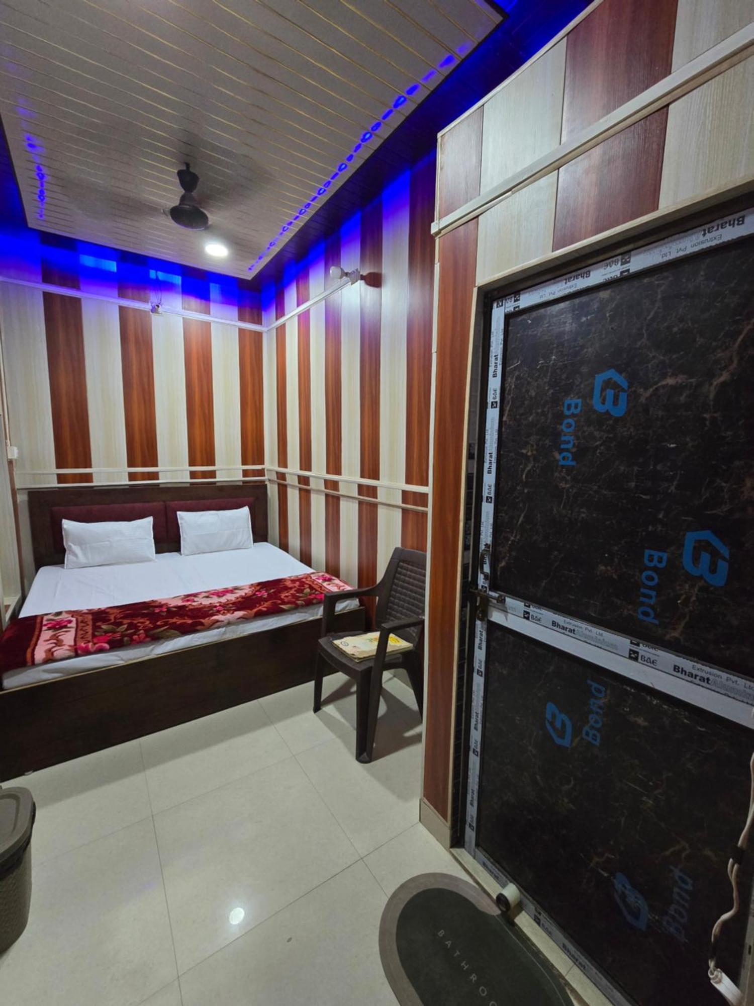 Ramlala Paying Guest House Stay Just 100M From Saryu Ghat, Ayodhya 외부 사진